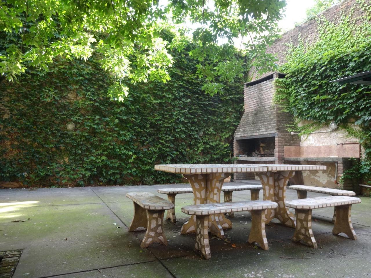 Ferienwohnung Amplio Dpto Con Jardin En El Centro De La Ciudad Rosario Exterior foto